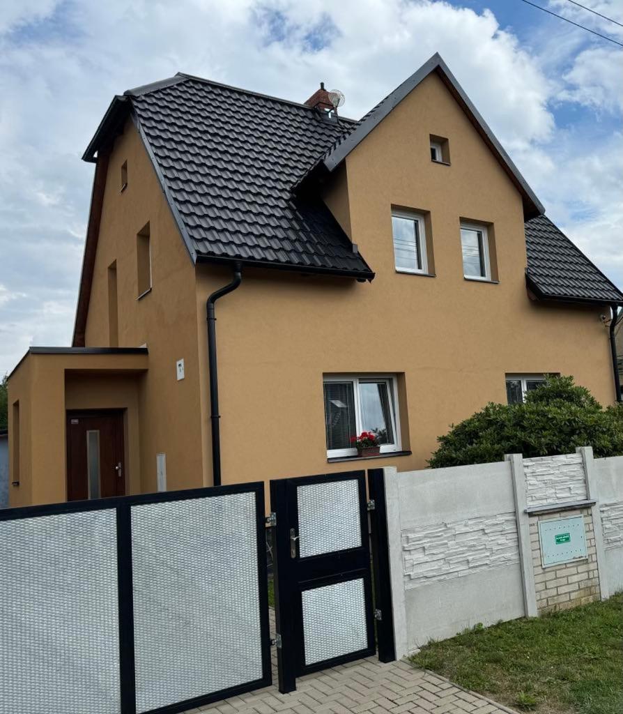 Chalupa K Pronajmuti Krasna Lipa U Rumburka Exterior photo